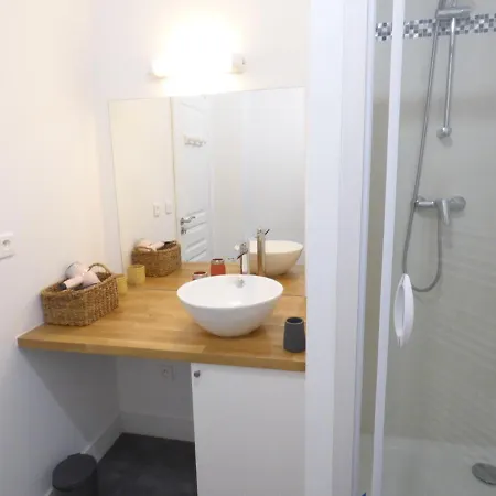 Luz Et Vous , T 3, Classe 2 Etoiles Apartment *